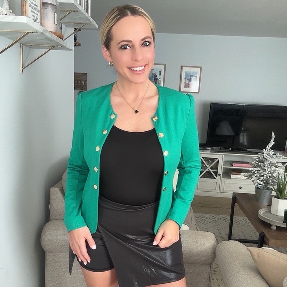 Halara work jacket - Picture 2 of 9